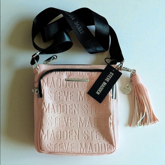 NEW Steve Madden BGlamm Blush Logo Crossbody Bag with Tassel - Picture 1 of 13
